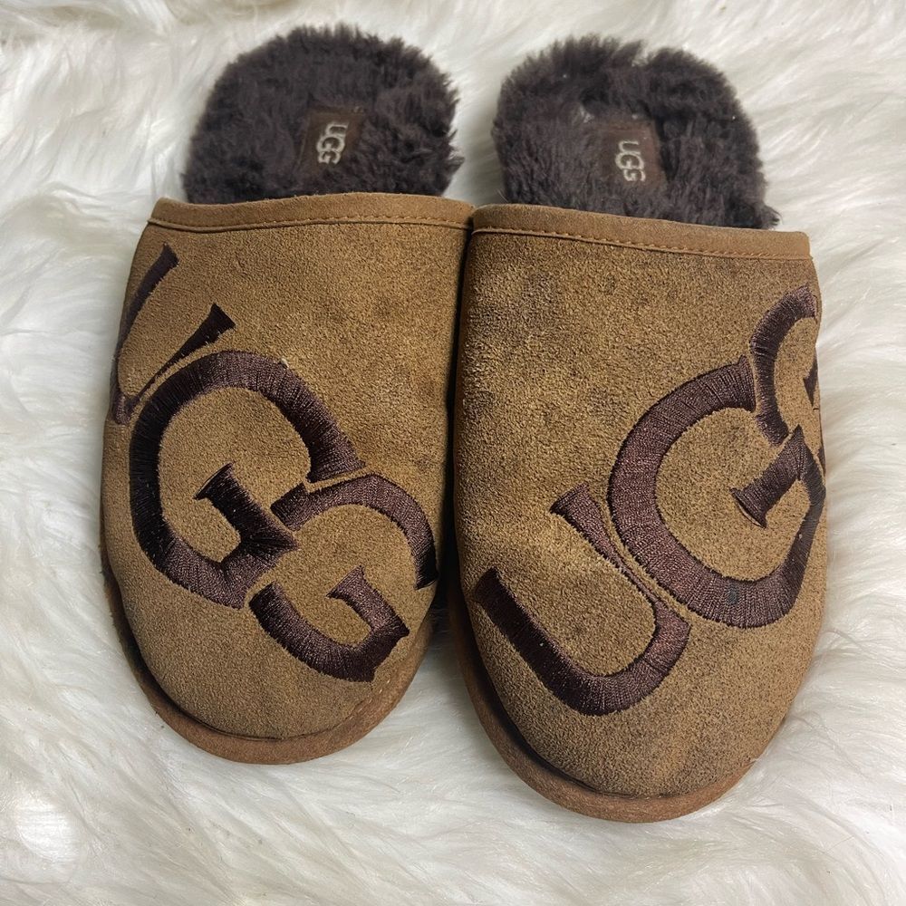 UGG SCUFF LOGO MEN SLIPPERS SUEDE CHESTNUT SIZE 7